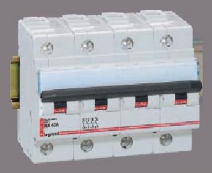 Автоматические выключатели DX-MA на токи от 2,5А до 63А