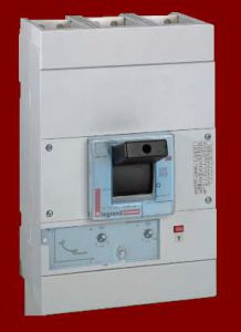 Автоматические выключатели серии DPX1250 с термомагнитным расцепителем