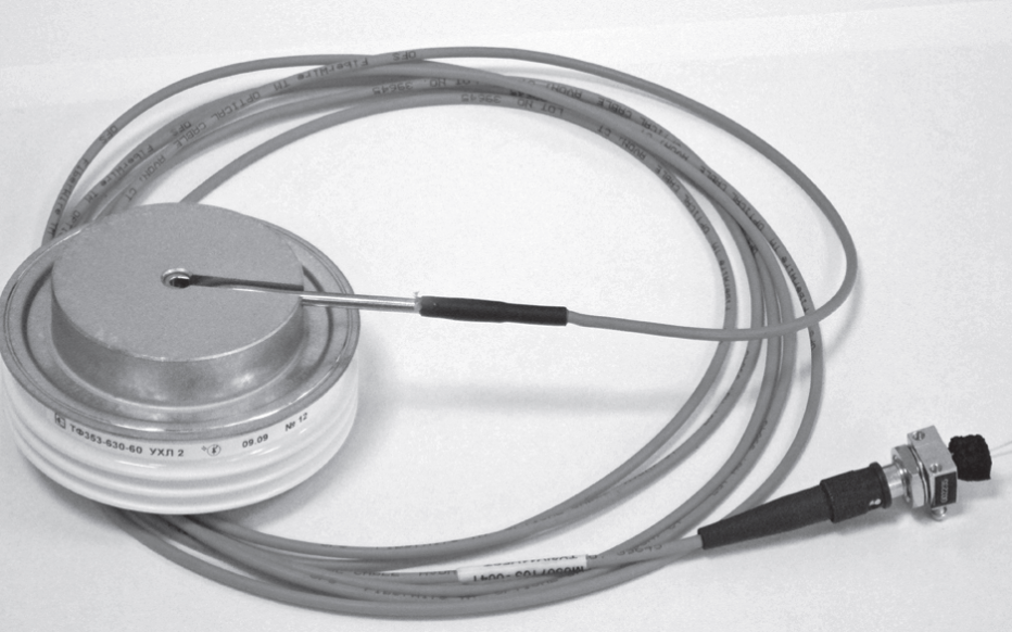 Фототиристор с оптическим кабелем