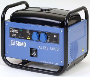 Бензиновая электростанция SDMO в шумозащитном кожухе мощностью 2.8 кВт. ALIZE 3000