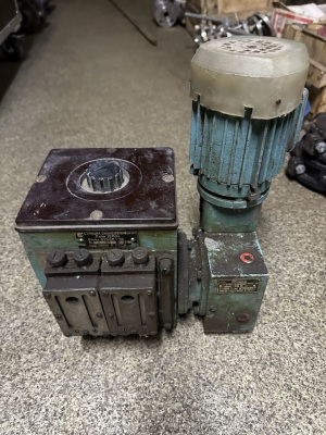 Куплю насосы многоотводные лубрикаторы