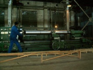 токарно-винторезный станок 165 РМЦ 8000