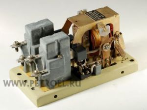 Контактор КМ2212.