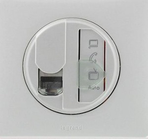 Электроустановочные изделия Legrand серии Celiane