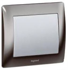 Электроустановочные изделия Legrand серии Galea Life