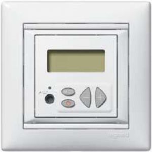 Электроустановочные изделия Legrand серии Valena