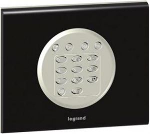 Электроустановочные изделия Legrand серии Celiane