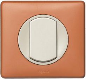 Электроустановочные изделия Legrand серии Celiane