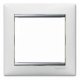 Электроустановочные изделия Legrand серии Valena