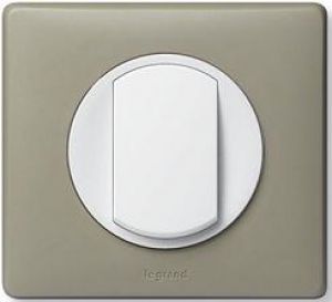 Электроустановочные изделия Legrand серии Celiane