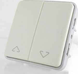 Пыле- и влагозащищенные электроустановочные изделия Legrand серии Plexо IP55