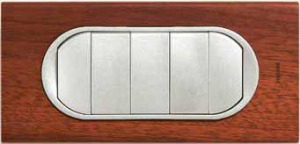 Электроустановочные изделия Legrand серии Celiane