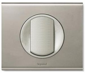Электроустановочные изделия Legrand серии Celiane