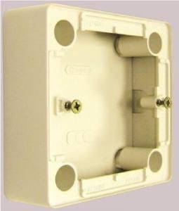 Электроустановочные изделия Legrand серии Cariva