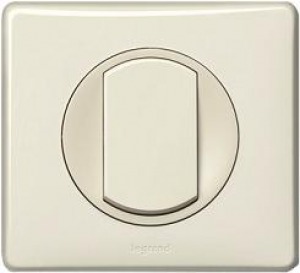 Электроустановочные изделия Legrand серии Celiane