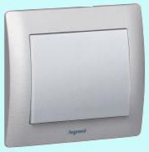 Электроустановочные изделия Legrand серии Galea Life