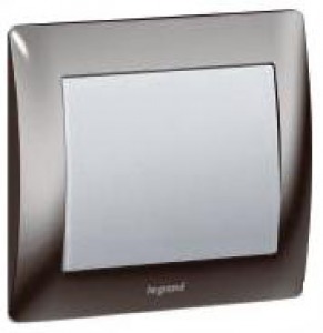 Электроустановочные изделия Legrand серии Galea Life