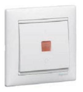 Электроустановочные изделия Legrand серии Valena