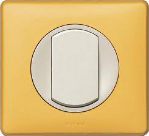 Электроустановочные изделия Legrand серии Celiane