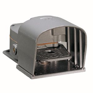 KR2 00 L11 Ножной выключатель с педалью, 1NO+1NC, своб. движения, Lovato Electric