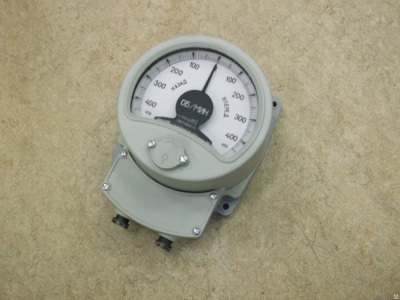 Тахометр М185 400-0-400