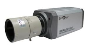 Новинка от Smartec — универсальная камера видеонаблюдения для работы в сложных световых условиях