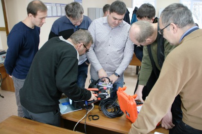 В начале декабря компания "СКБ ЭП" совместно с официальным дилером ООО "Терра Импэкс" провели обучающий семинар для специалистов "Восточно-Сибирской ЖД" в Иркутске.