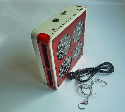тепличный LED светильник LS-A4 60x3W