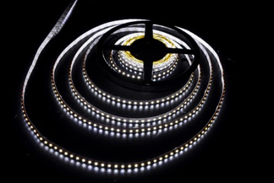 Светодиодная лента LEDcraft SMD 3528 9.6 Ватт на метр 120 диодов на метр IP 33 Холодный белый