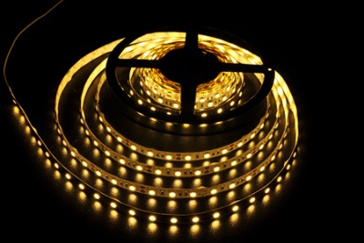 Светодиодная лента LEDcraft SMD 5050 15 Ватт на метр 60 диодов на метр IP 33 Теплый белый
