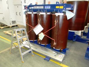 Трансформатор сухой трехфазный с литой изоляцией