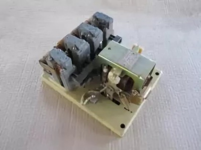 Контактор 	КМ 2721