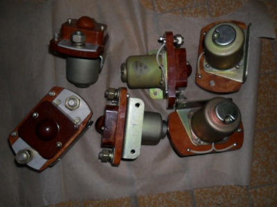Продам контакторы  CКМ-600